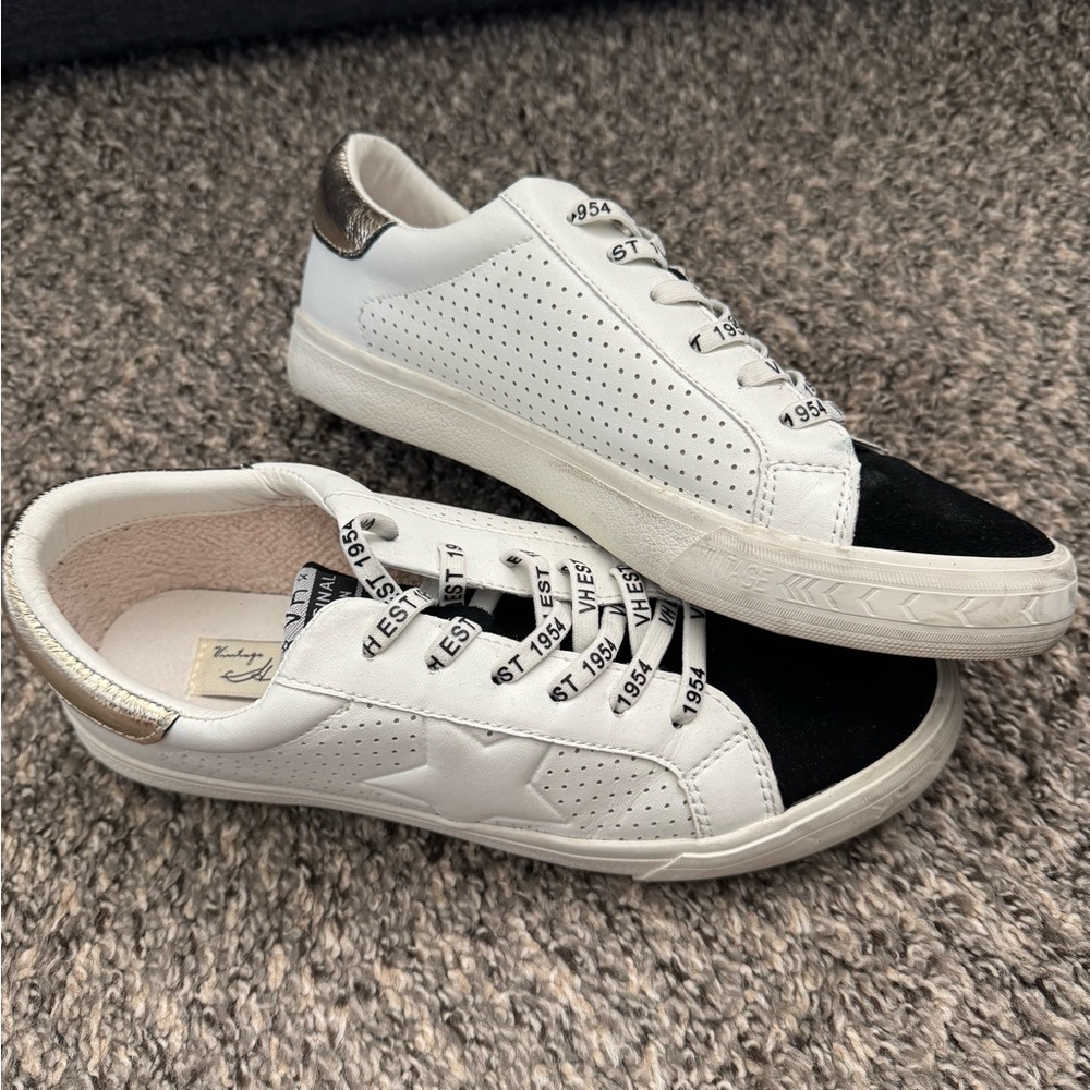 Vintage Havana Sneakers